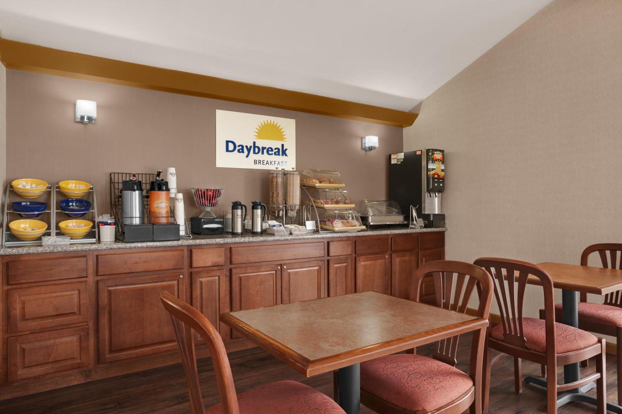 Days Inn By Wyndham Middletown New Hampton Екстер'єр фото